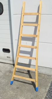 Enkele houten ladder met 18 sporten, 4,09m
